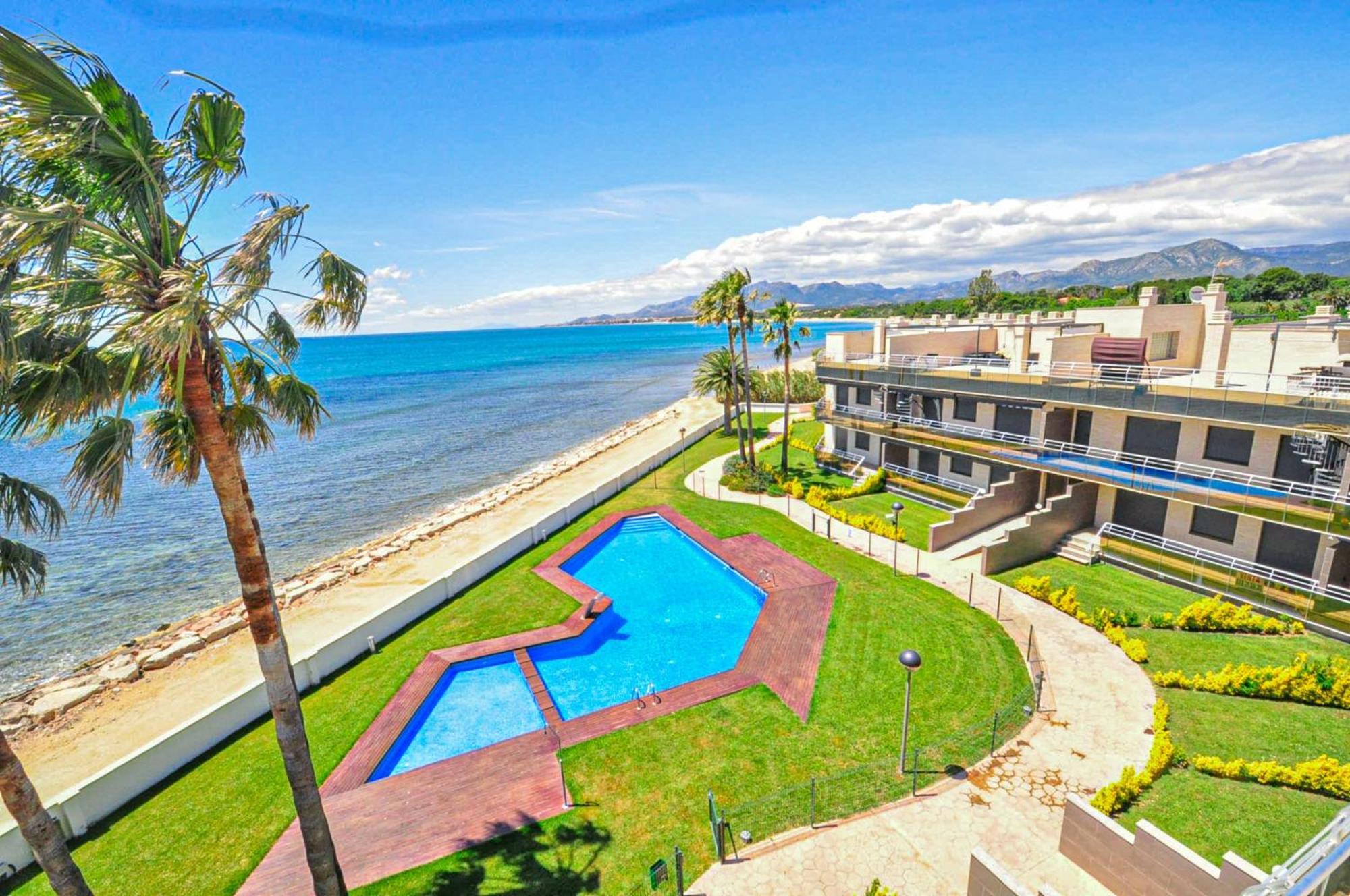 Di Mare Litoral Costa Dorada - Only Families Appartement Mont-roig del Camp Buitenkant foto